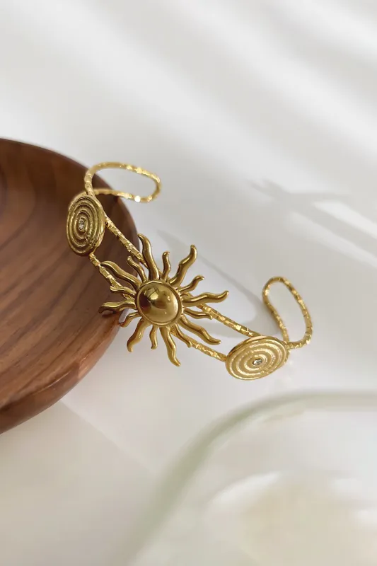 Stainless Steel Ocean Elements Bracelet sold by Micas