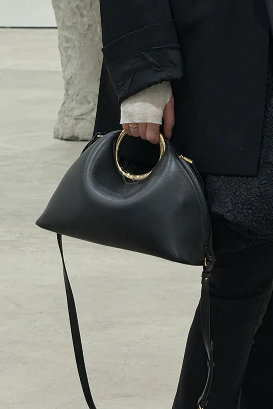 Metal Ring Cloud Tote Bag sold by Micas product image thumbnail 2