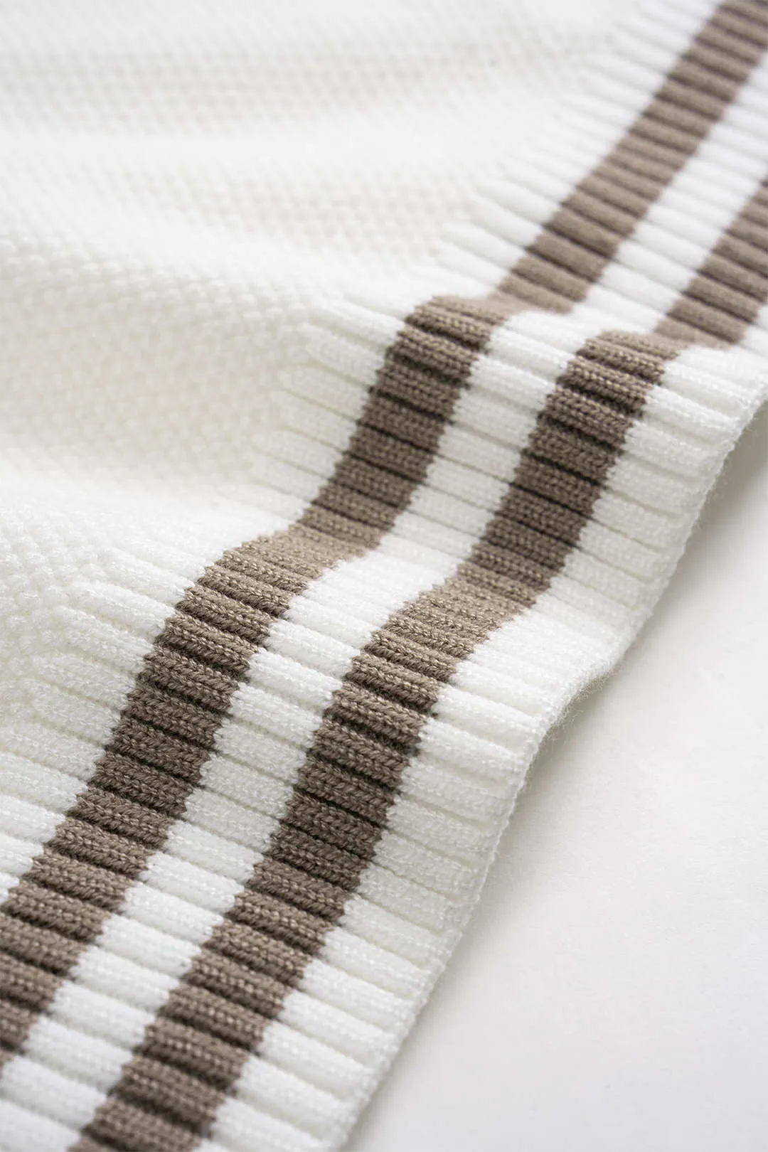 Contrast Knit Cami Top And Skirt Set sold by Micas product image thumbnail 4