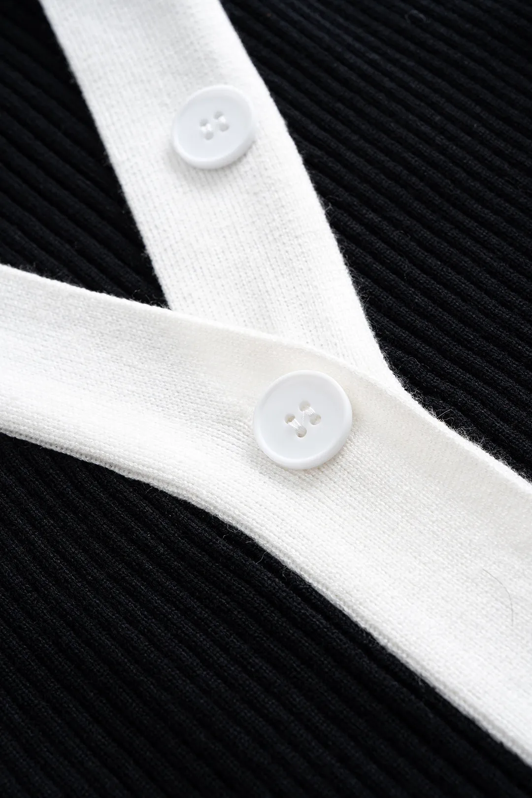 Knit Contrast Button Sleeveless Dress sold by Micas product image thumbnail 3