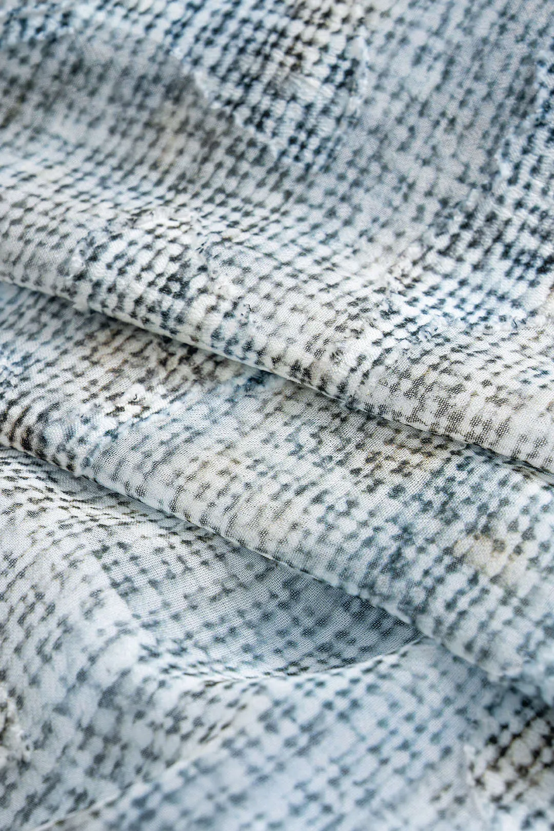 Plus Size Abstract Print Chiffon Metallic Decor Ruched Zipper Skirt sold by Micas product image thumbnail 4