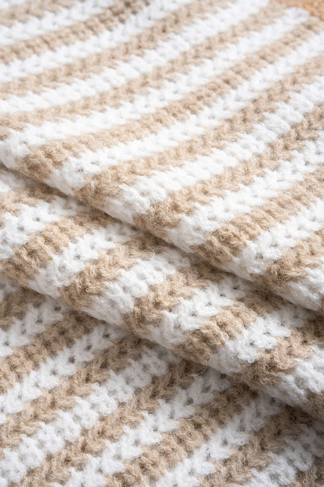 Knit Contrast Tie-Up Vest sold by Micas product image thumbnail 3