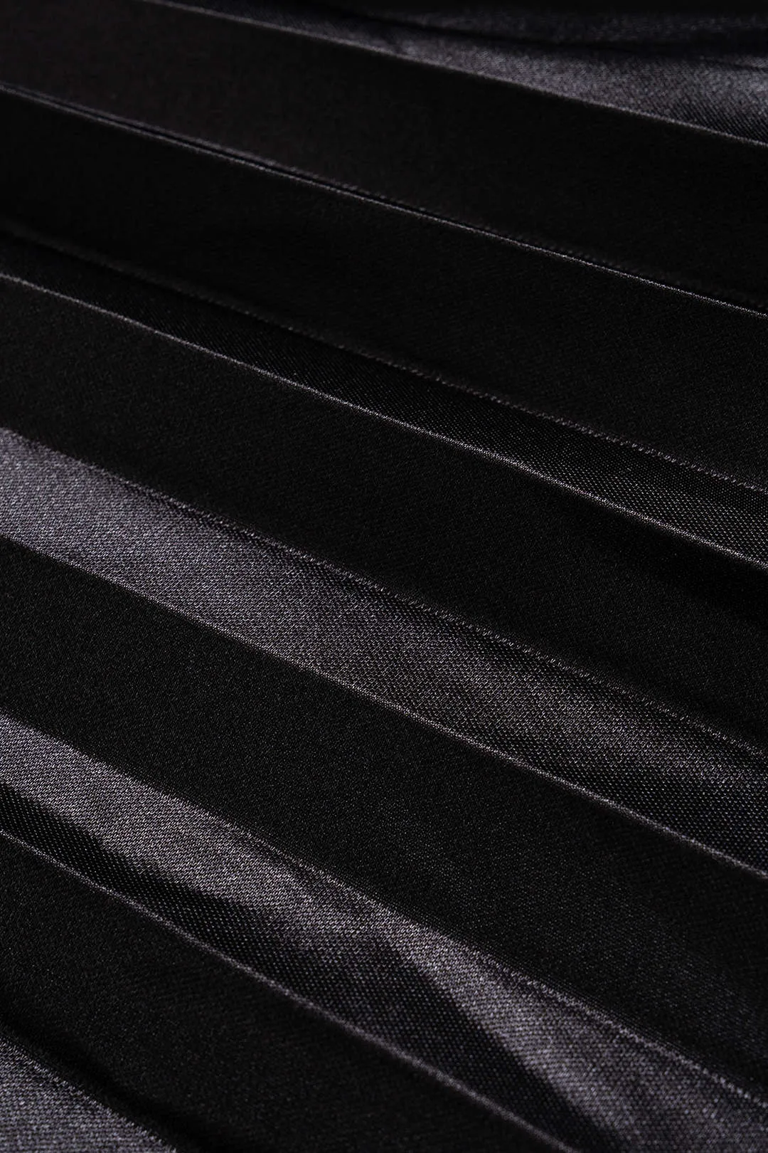 Pleated High-Waist Midi Skirt sold by Micas product image thumbnail 4