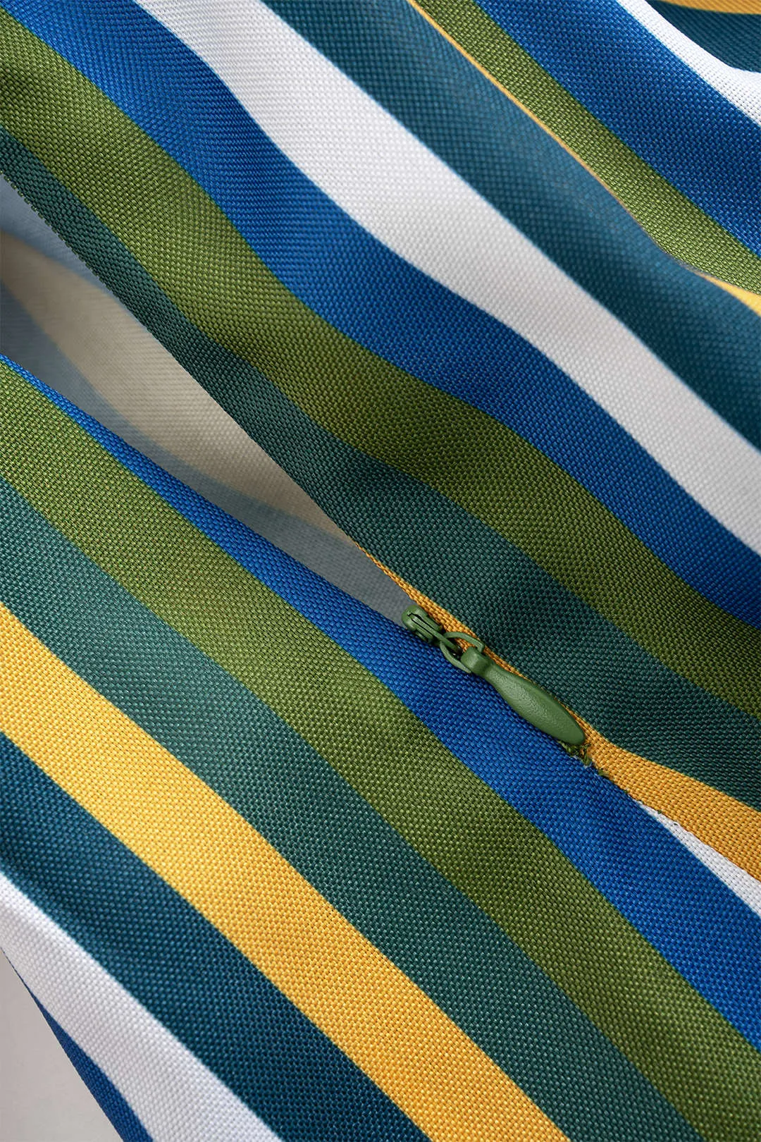 Kontrast Stripe Print Ruched Tie Front Turusers sold by Micas product image thumbnail 5