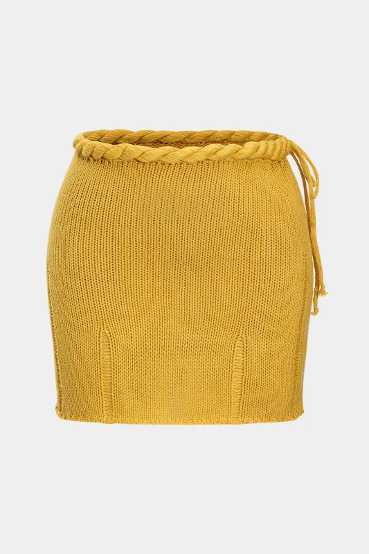 Plus størrelse strik flettet trimbinding nederdel sold by Micas