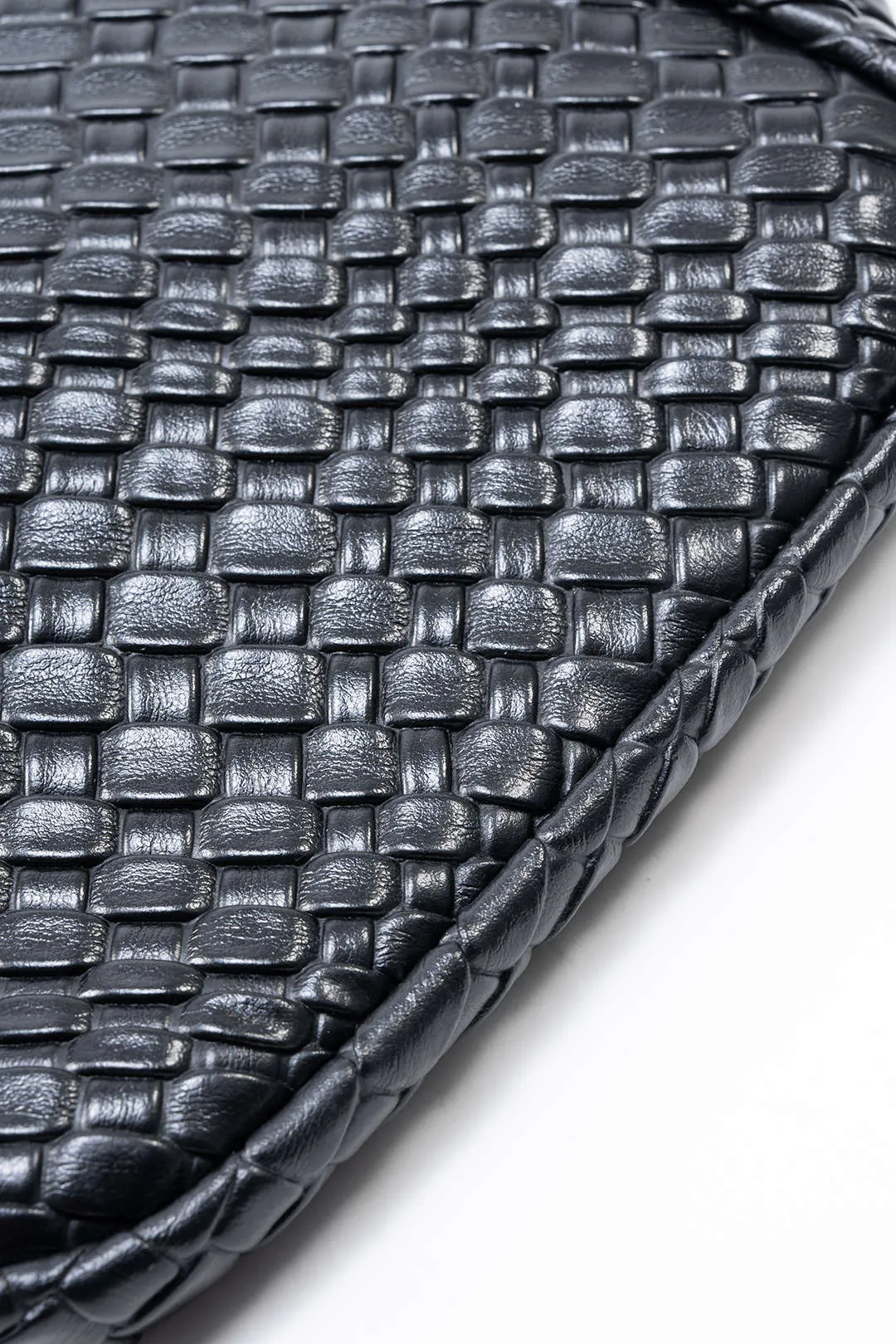 Faux Leather Woven Handbag With Wallet sold by Micas product image thumbnail 4