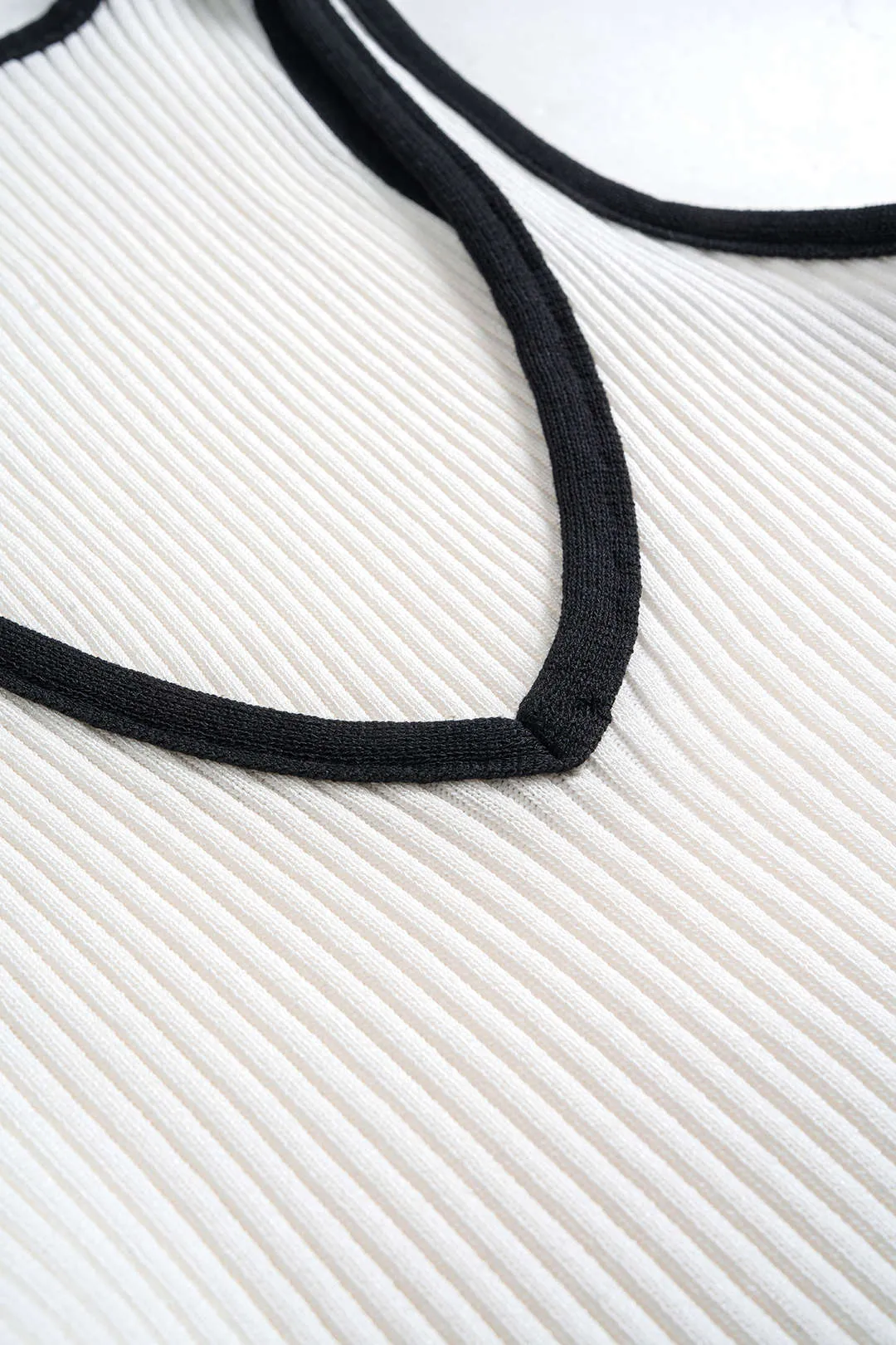 Contrast Pleated Hem Tank Top sold by Micas product image thumbnail 3