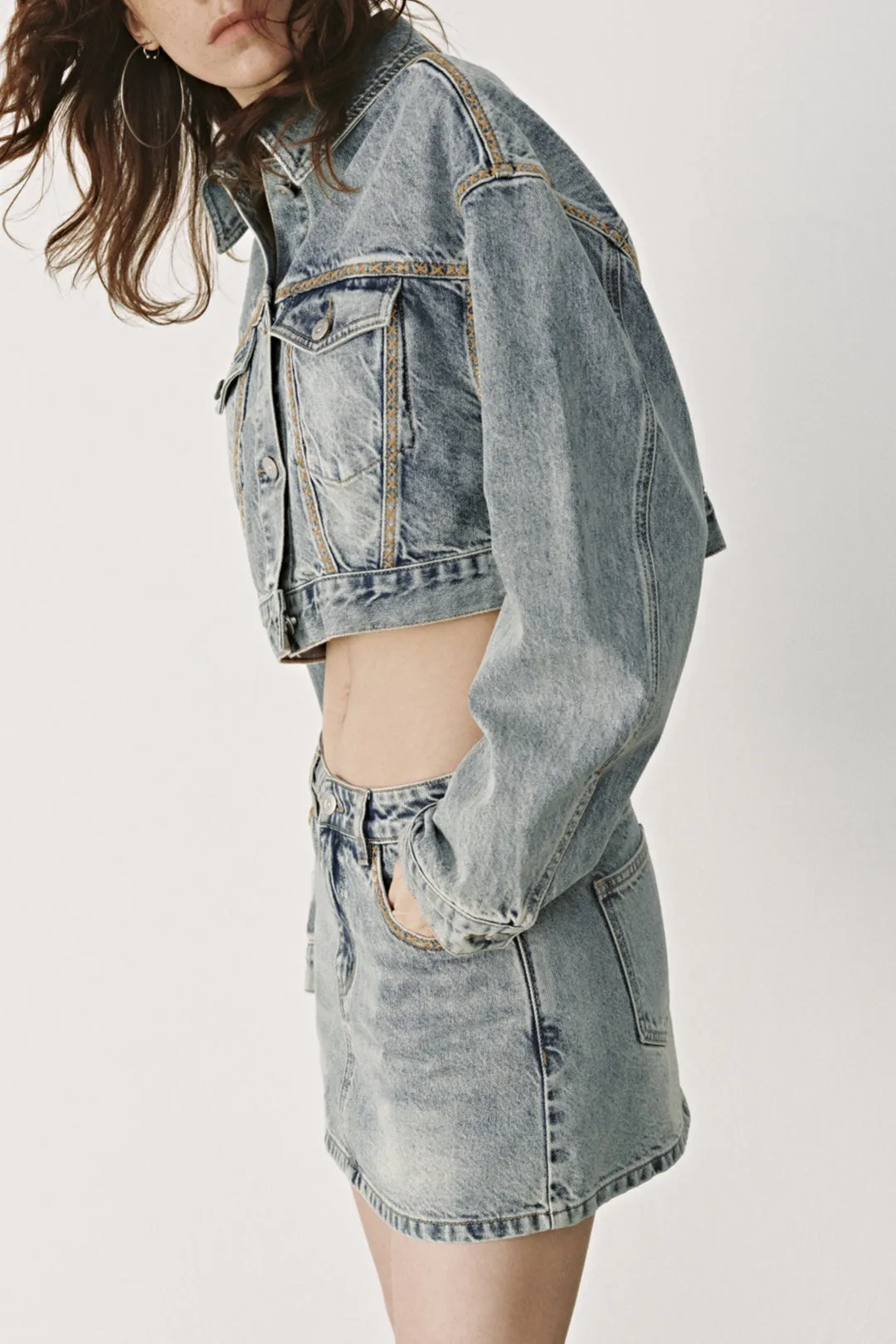 Denim Button Seamdetail Pocket Long-Sleeve Top sold by Micas product image thumbnail 4