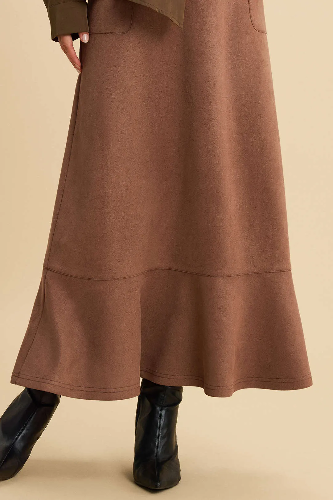 Suede Patchwork Belted High Waist Skirt sold by Micas product image thumbnail 4