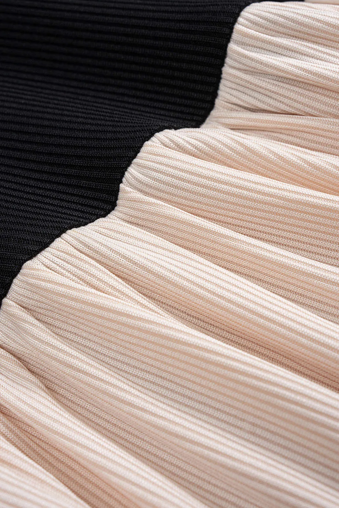 Patchwork Ruched Sleeveless Maxi Dress sold by Micas product image thumbnail 4