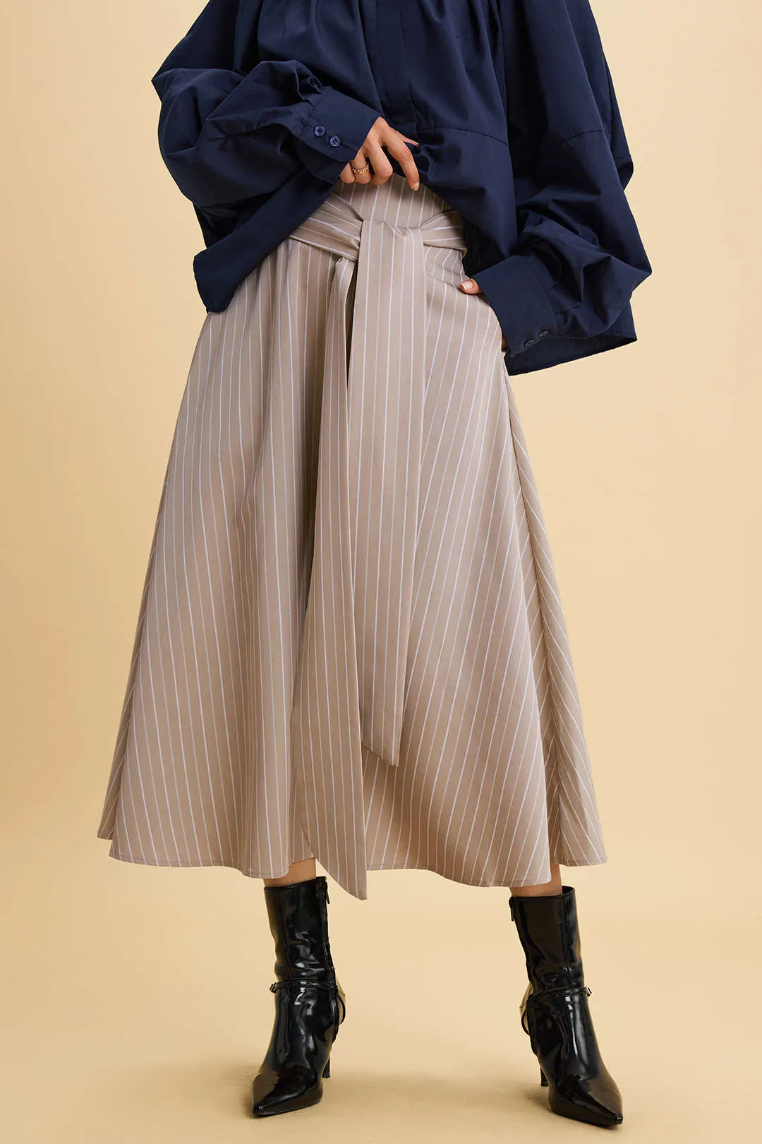 Stripes Print High Waist Tie-Up Skirt sold by Micas