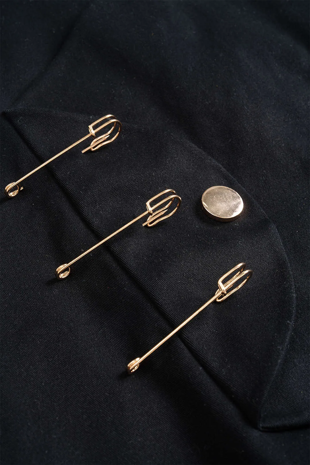 Metallic Buckle Asymmetrical Mini Skirt sold by Micas product image thumbnail 3