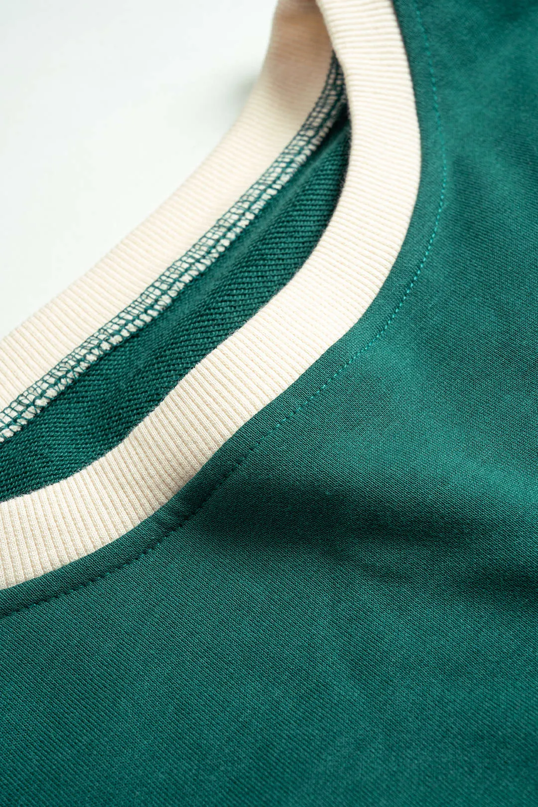 Contrast Binding Long-Sleeve Top And Drawstring Skirt Set sold by Micas product image thumbnail 4