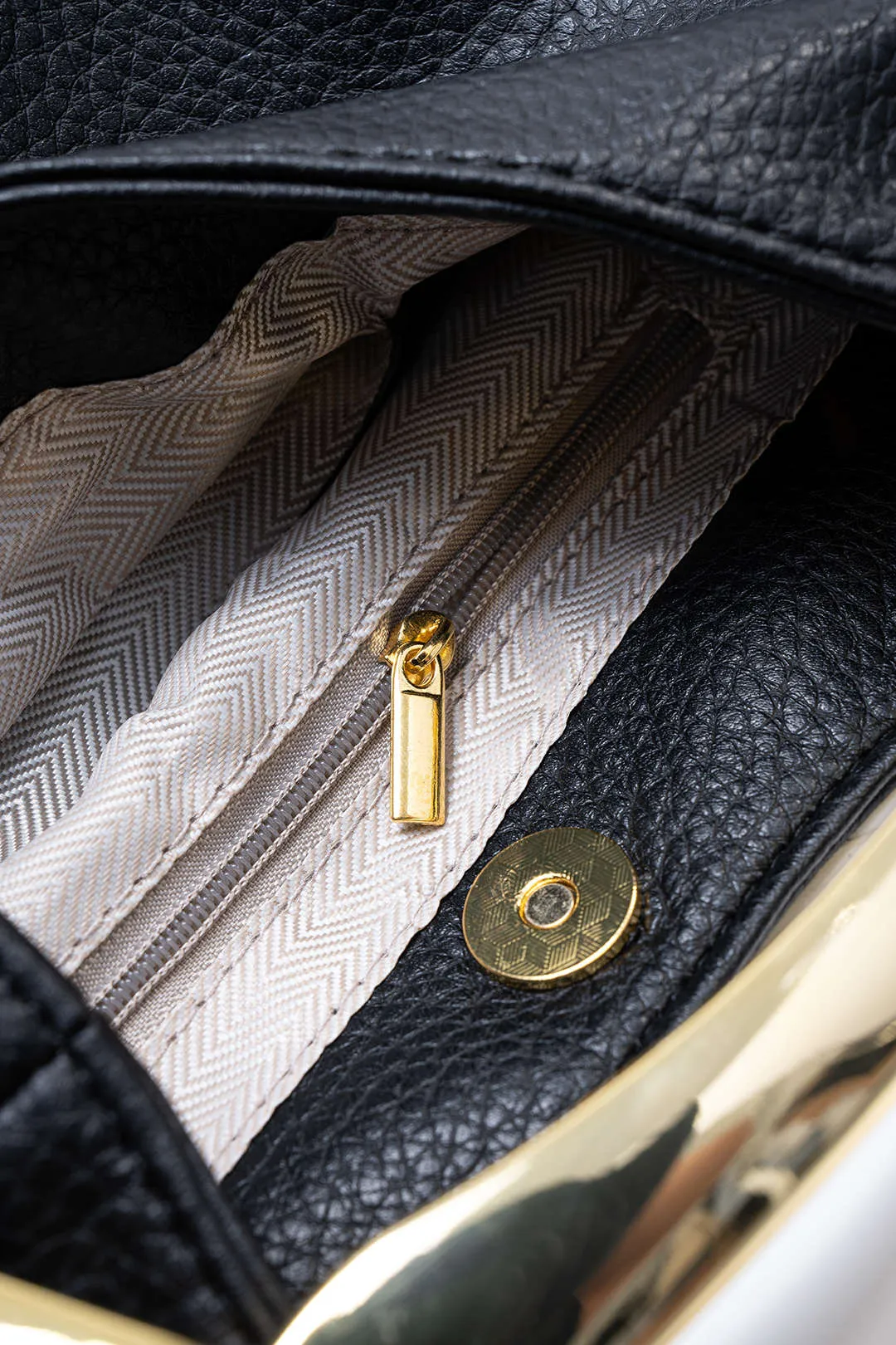 Leather Metal Handle Tote Bag sold by Micas product image thumbnail 5