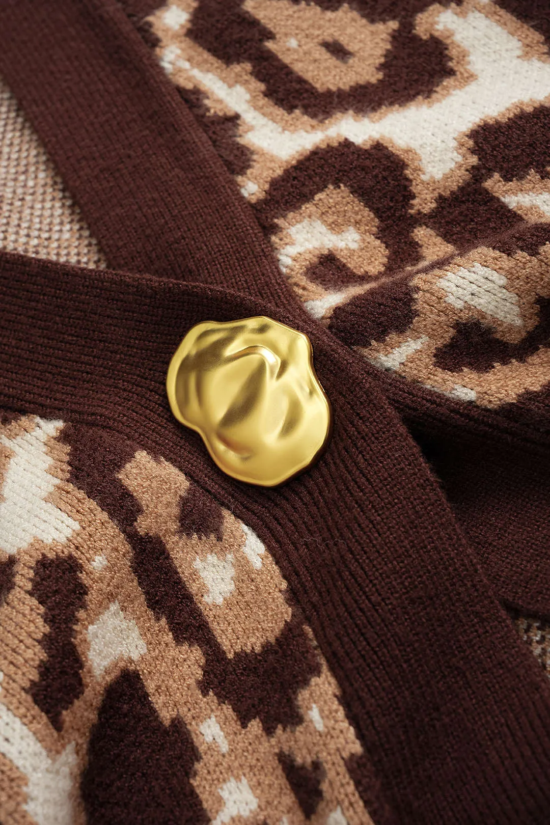 Leopard Print V-Neck Sweater Cardigan sold by Micas product image thumbnail 4