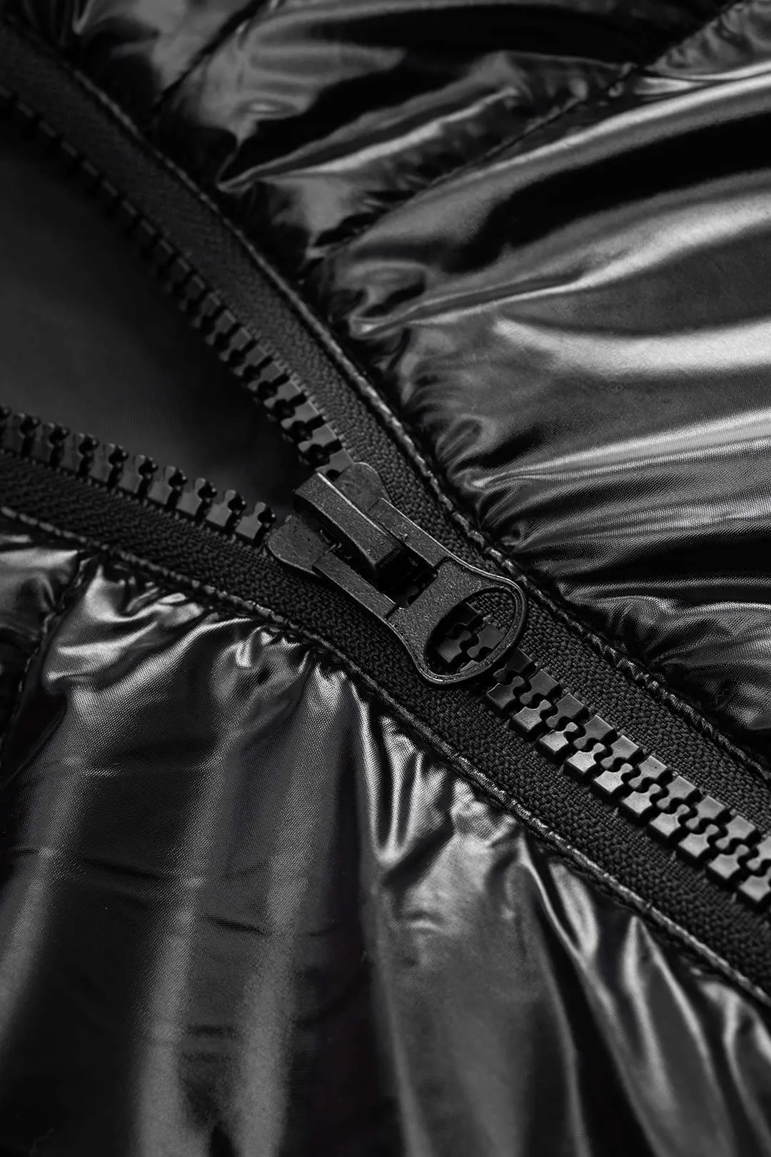 Solid Zipper Cropped Puffer sold by Micas product image thumbnail 3