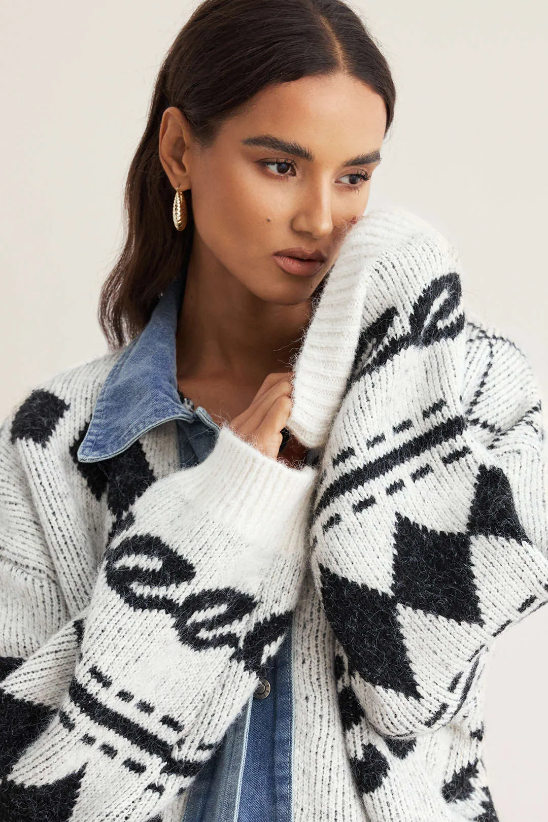 Retro Print Patchwork Sweater Cardigan sold by Micas product image thumbnail 3