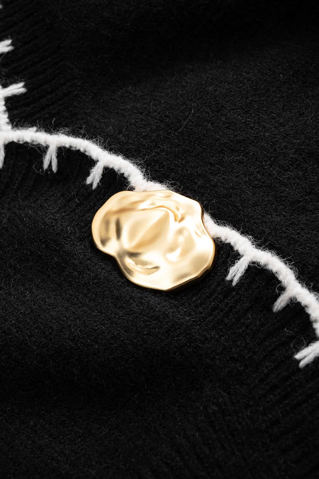 Knit Metallic Contrast Binding V-Neck Cardigan sold by Micas product image thumbnail 3