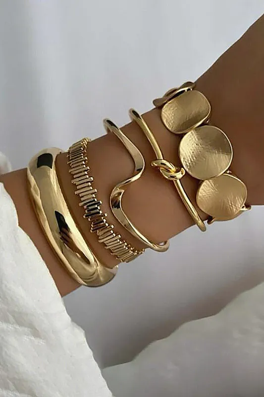 Metal Irregular Bracelets sold by Micas