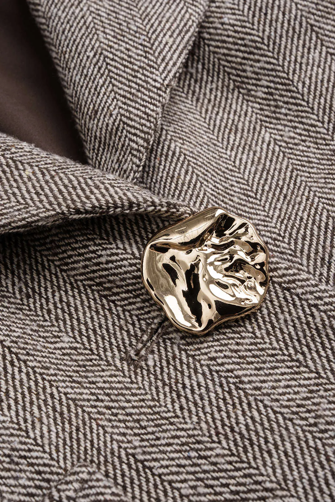 V-Neck Lapel Jacket sold by Micas product image thumbnail 4