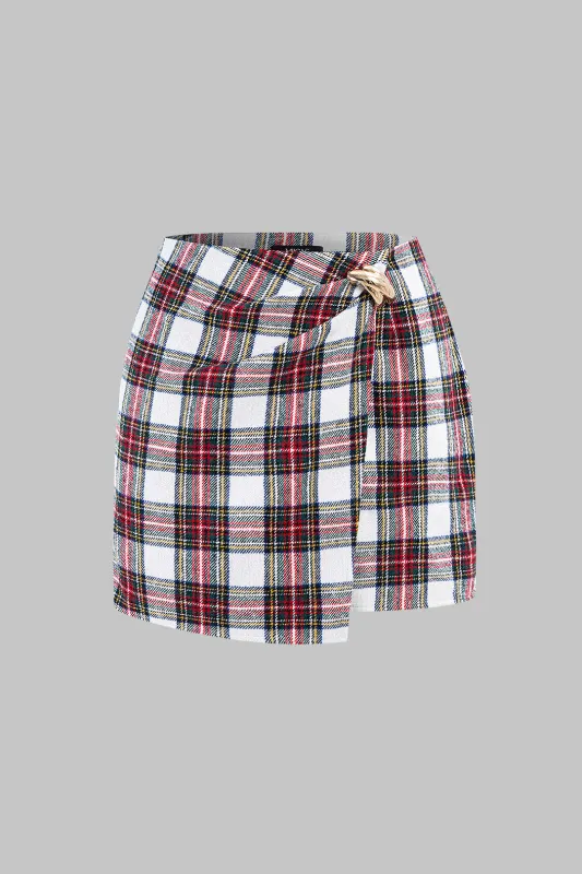 Contrast Plaid Print Asymmetrical High Waist Mini Skirt sold by Micas