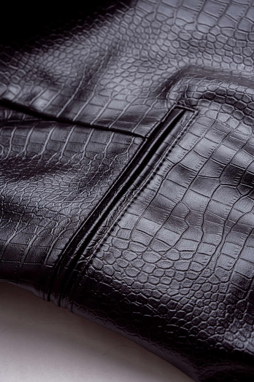 Crocodile Print Faux Leather V-Neck Pocket Jakcet sold by Micas product image thumbnail 4
