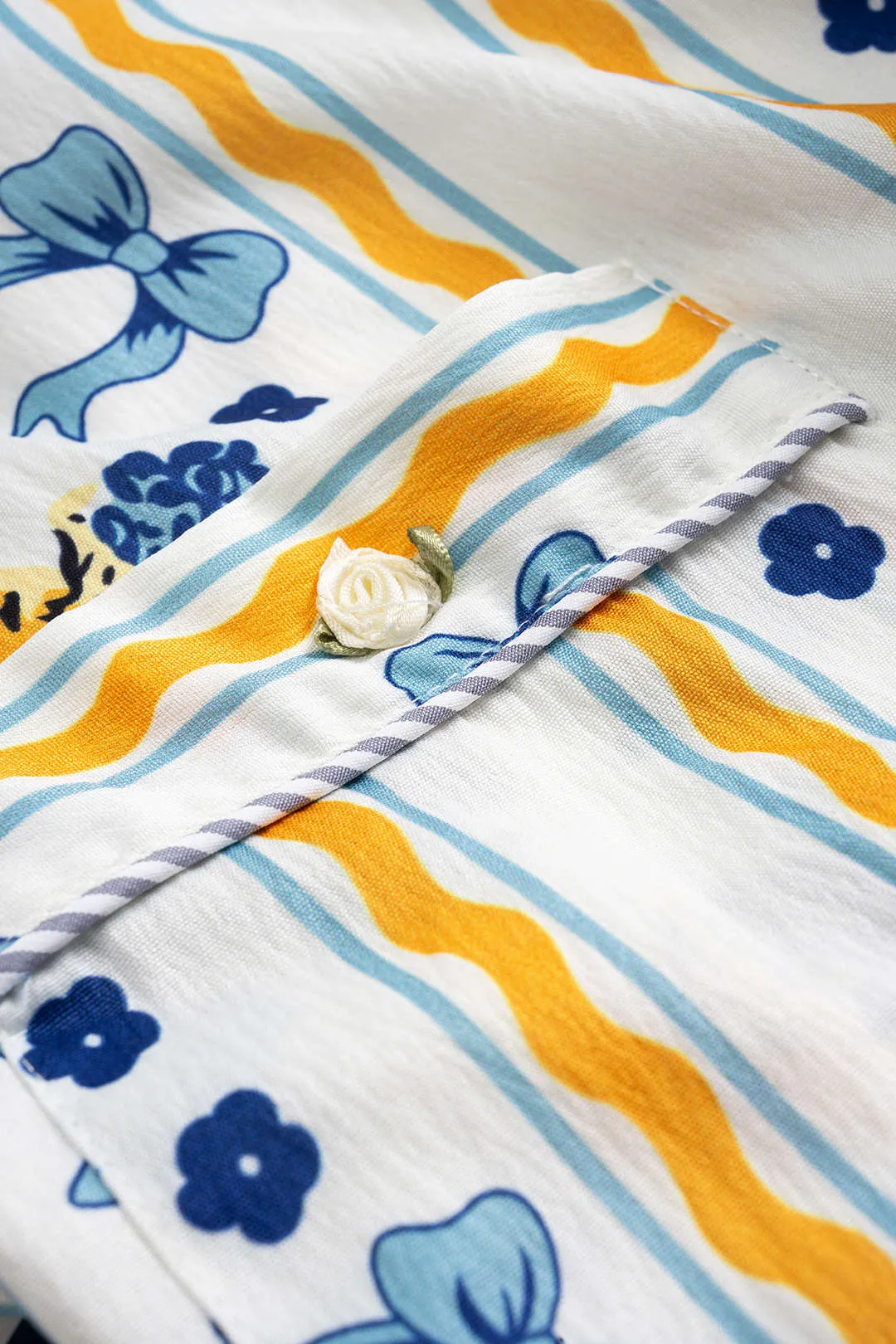 Stribet blomsterprint lommebindings shorts sæt sold by Micas product image thumbnail 4