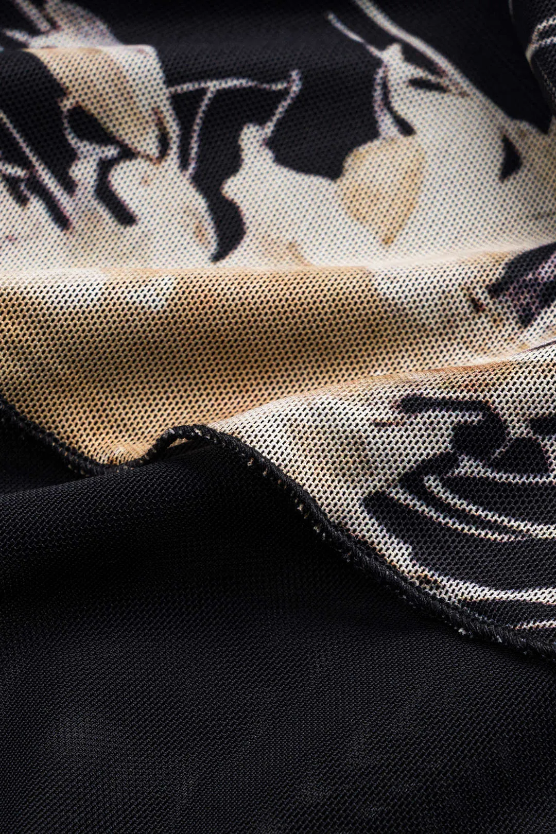 Mesh Floral Print Contrast Low Waist Skirt sold by Micas product image thumbnail 5