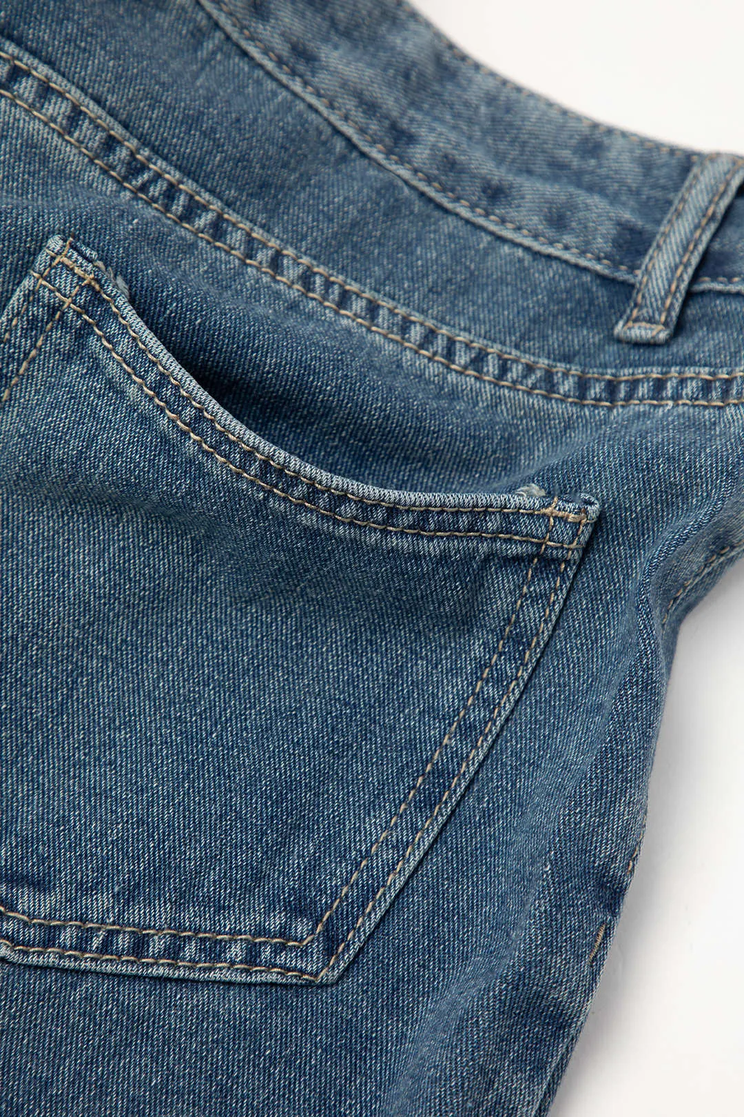 Denim Frayed Pocket High-Waisted Jeans sold by Micas product image thumbnail 5