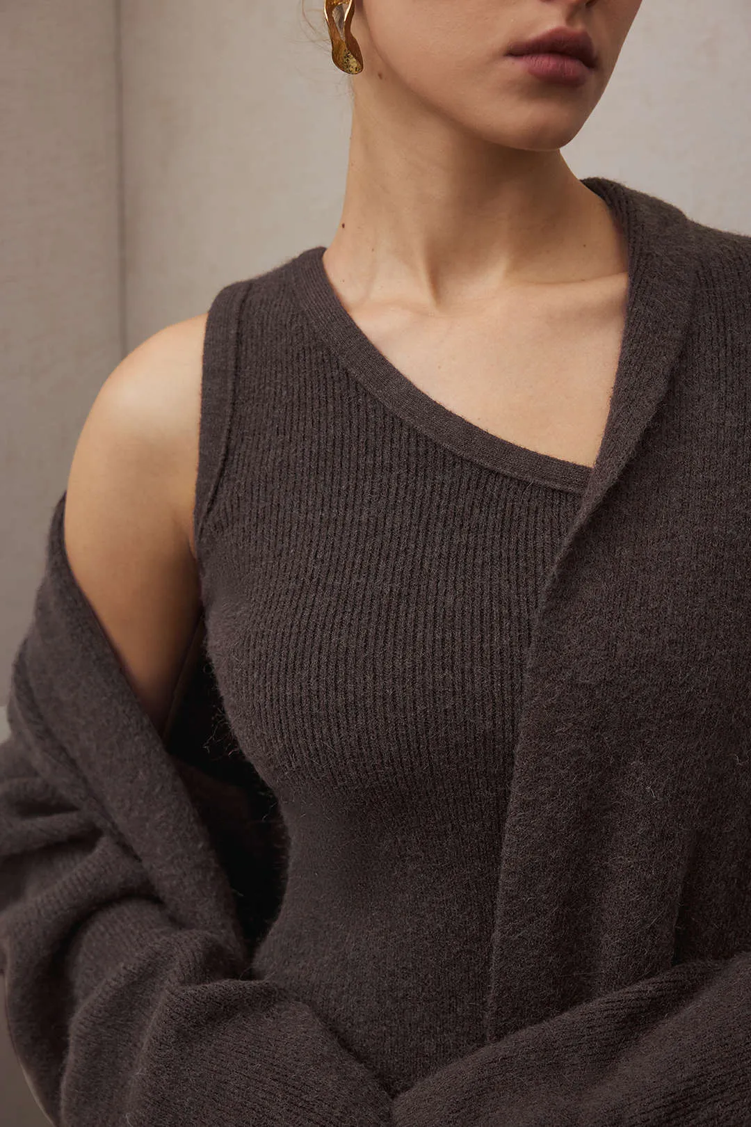 3PC Asymmetrical Tank Top And Wide Leg Pants Set sold by Micas product image thumbnail 4