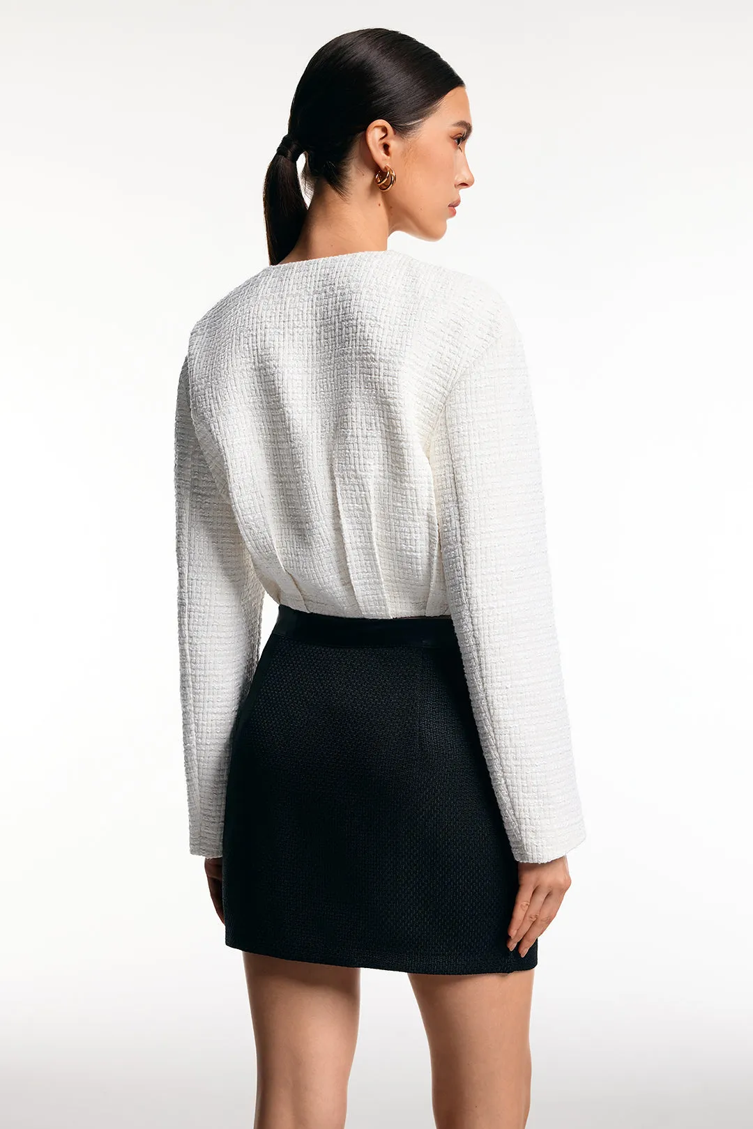 Round Neck Button Pleated Jacket sold by Micas product image thumbnail 4