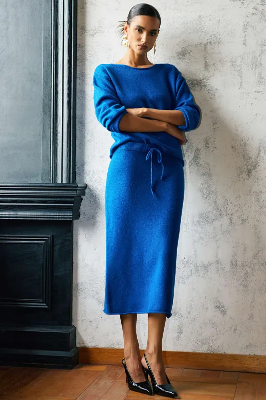 Knit Round Neck Long-Sleeve Top And Shirred Waistband Drawstring Skirt Set sold by Micas