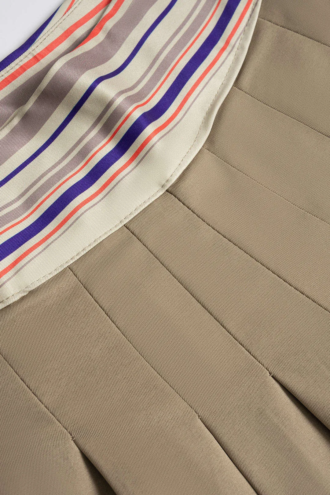 Striped Print Pleated Wide Leg Trousers sold by Micas product image thumbnail 3