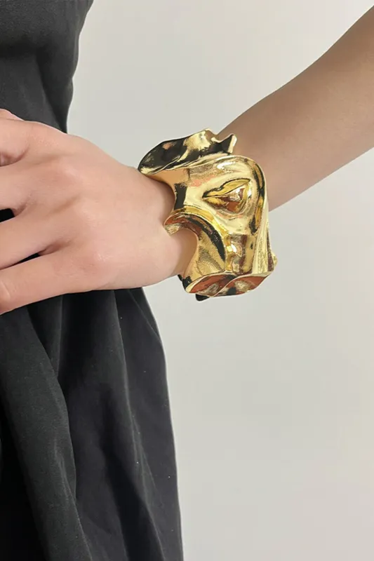 Metalic Ruched Bracelet sold by Micas