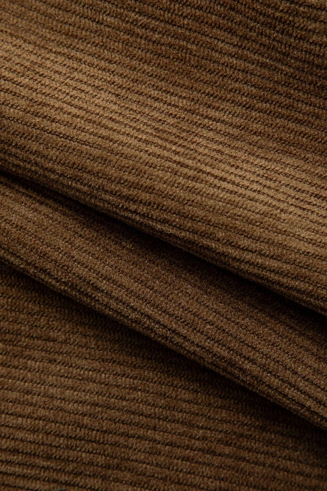 Solid Pleated Shorts sold by Micas product image thumbnail 3