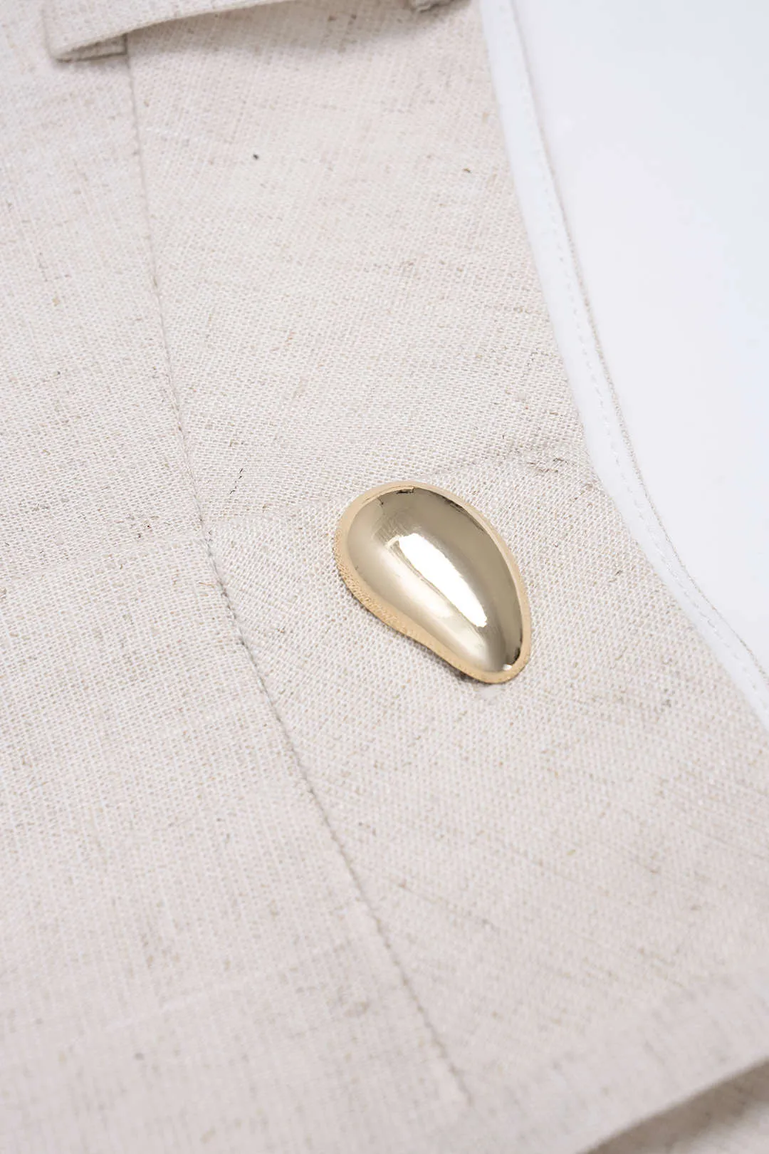 Linen High Waist Button Shorts sold by Micas product image thumbnail 3