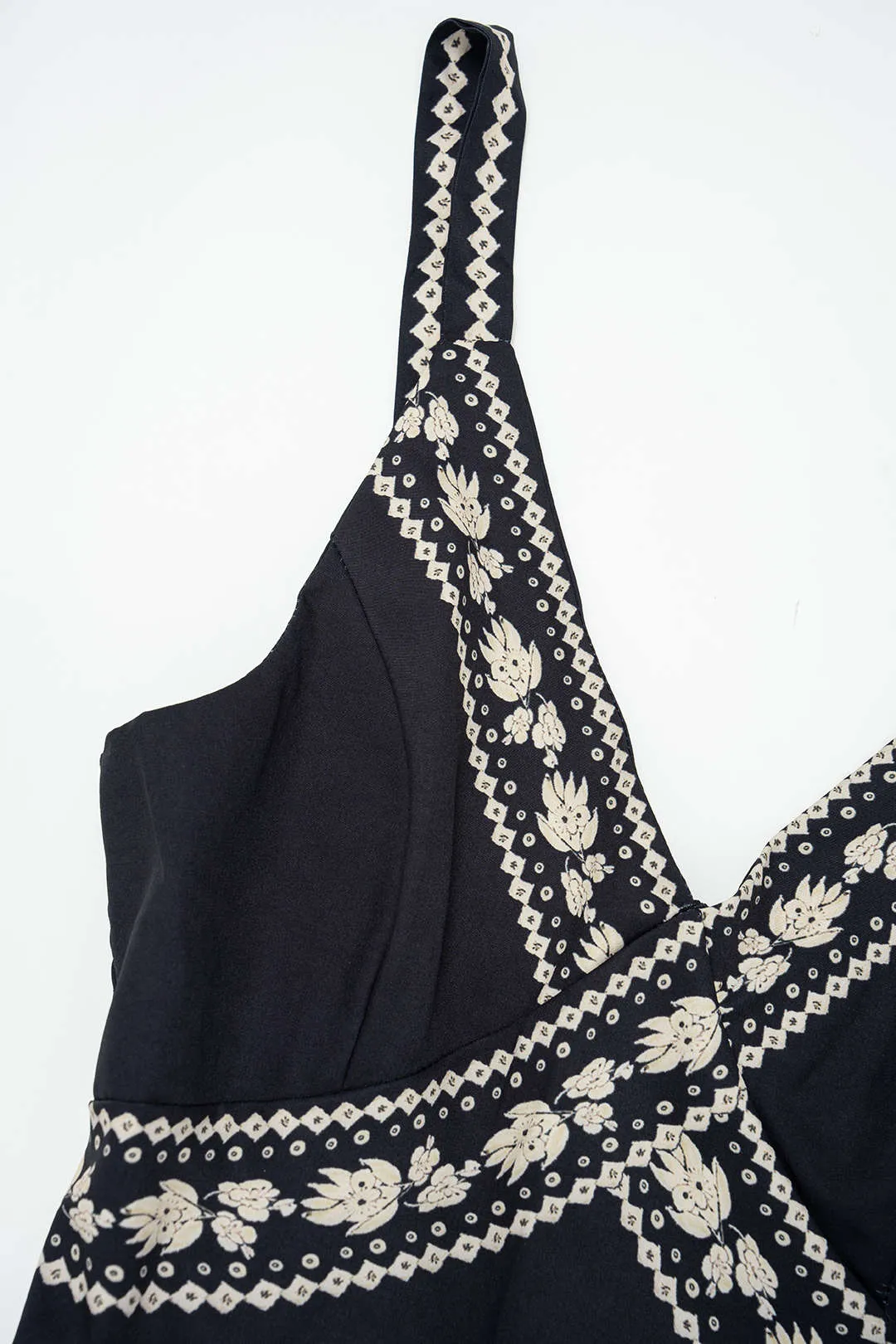 Floral Print V-Neck Sleeveless Wide Leg Jumpsuit sold by Micas product image thumbnail 3