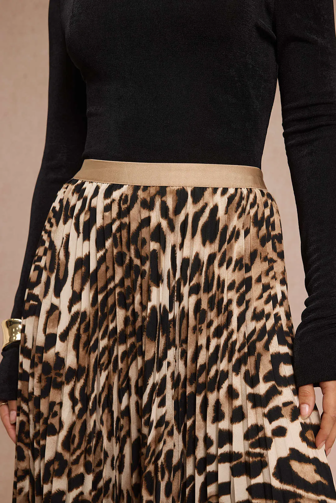 Leopard Print Pleated High Waist Skirt sold by Micas product image thumbnail 3