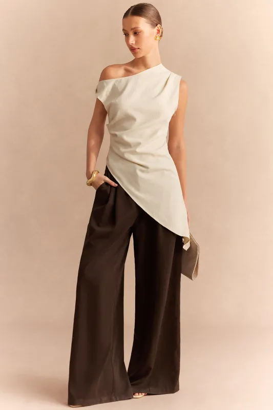 One Shoulder Asymmetrical Twist Knot Ruched Sleeveless Shirt made by Micas