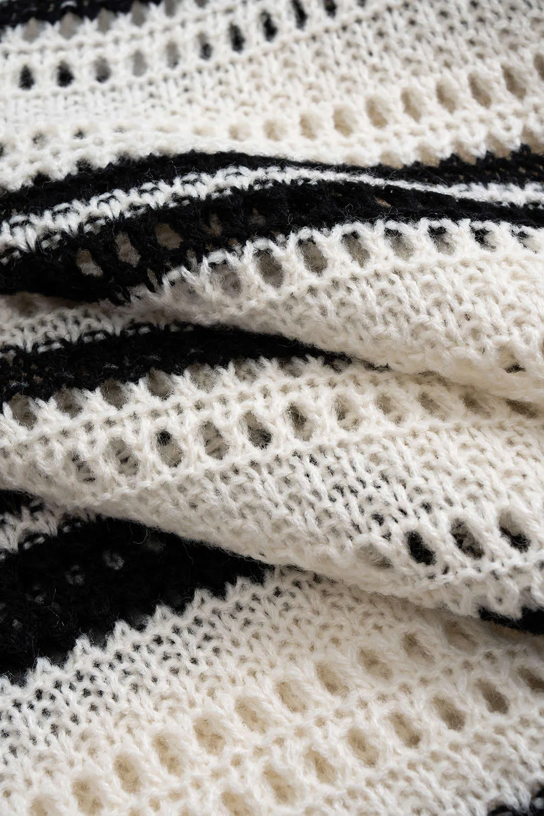 Knit Crochet Contrast Short Sleeve And Shorts Set sold by Micas product image thumbnail 5