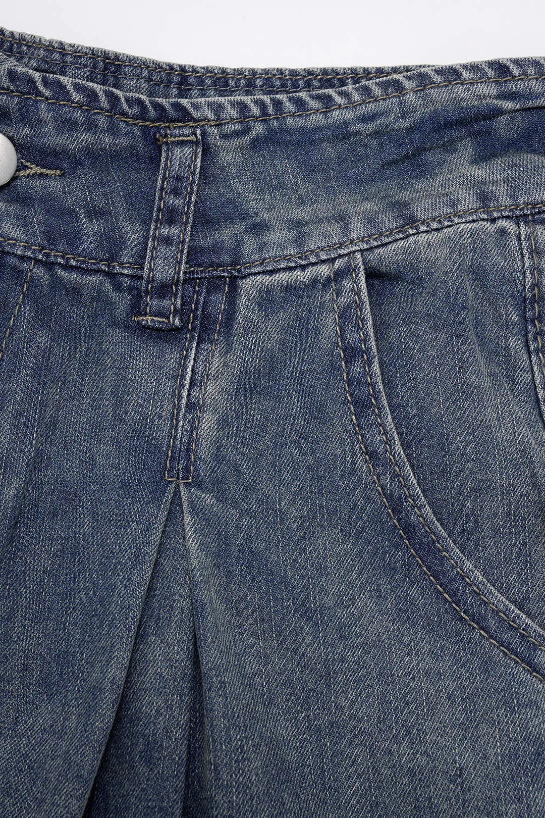 Denim Ruched Wide Leg Shorts sold by Micas product image thumbnail 3