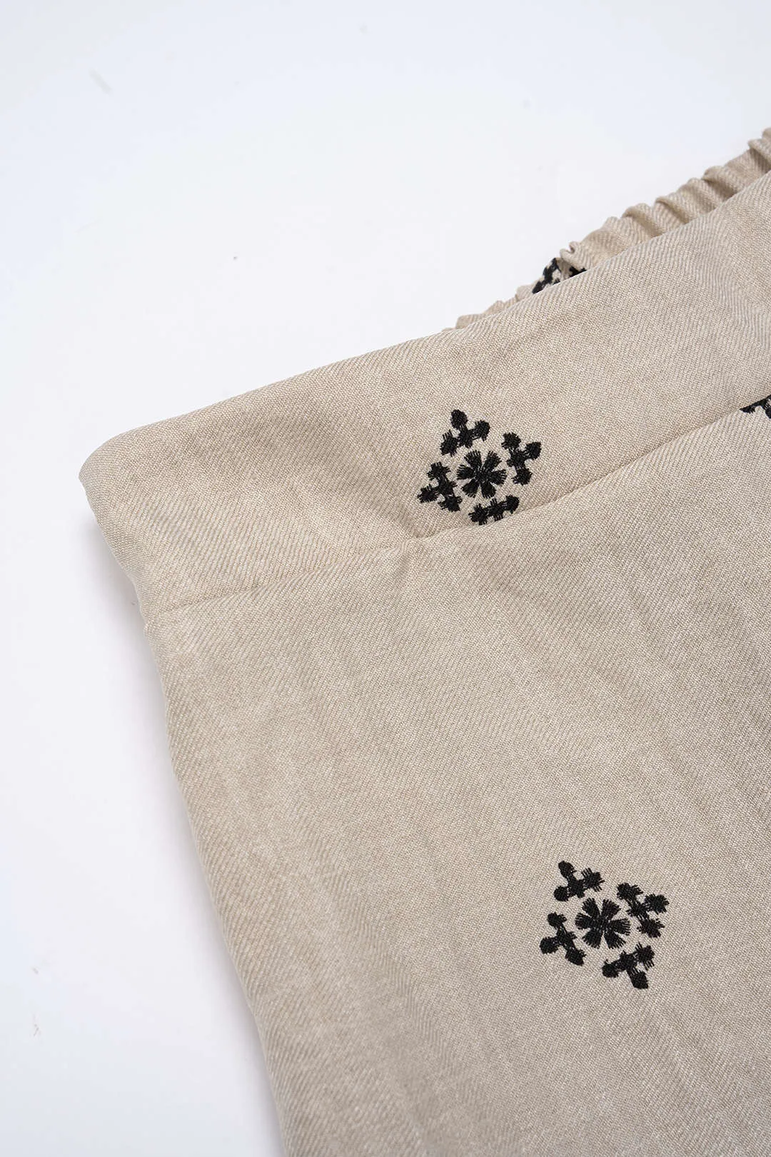 Contrast Print Round Neck Tank Top And High Waist Shorts Set sold by Micas product image thumbnail 3