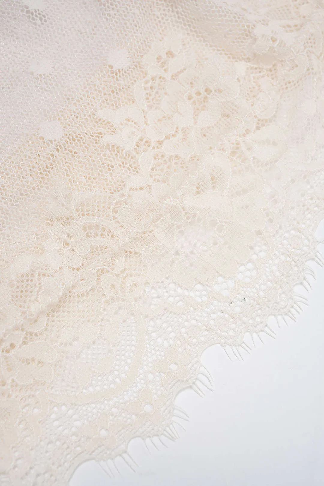 Contrast Polka Dots Lace Cami Top sold by Micas product image thumbnail 4