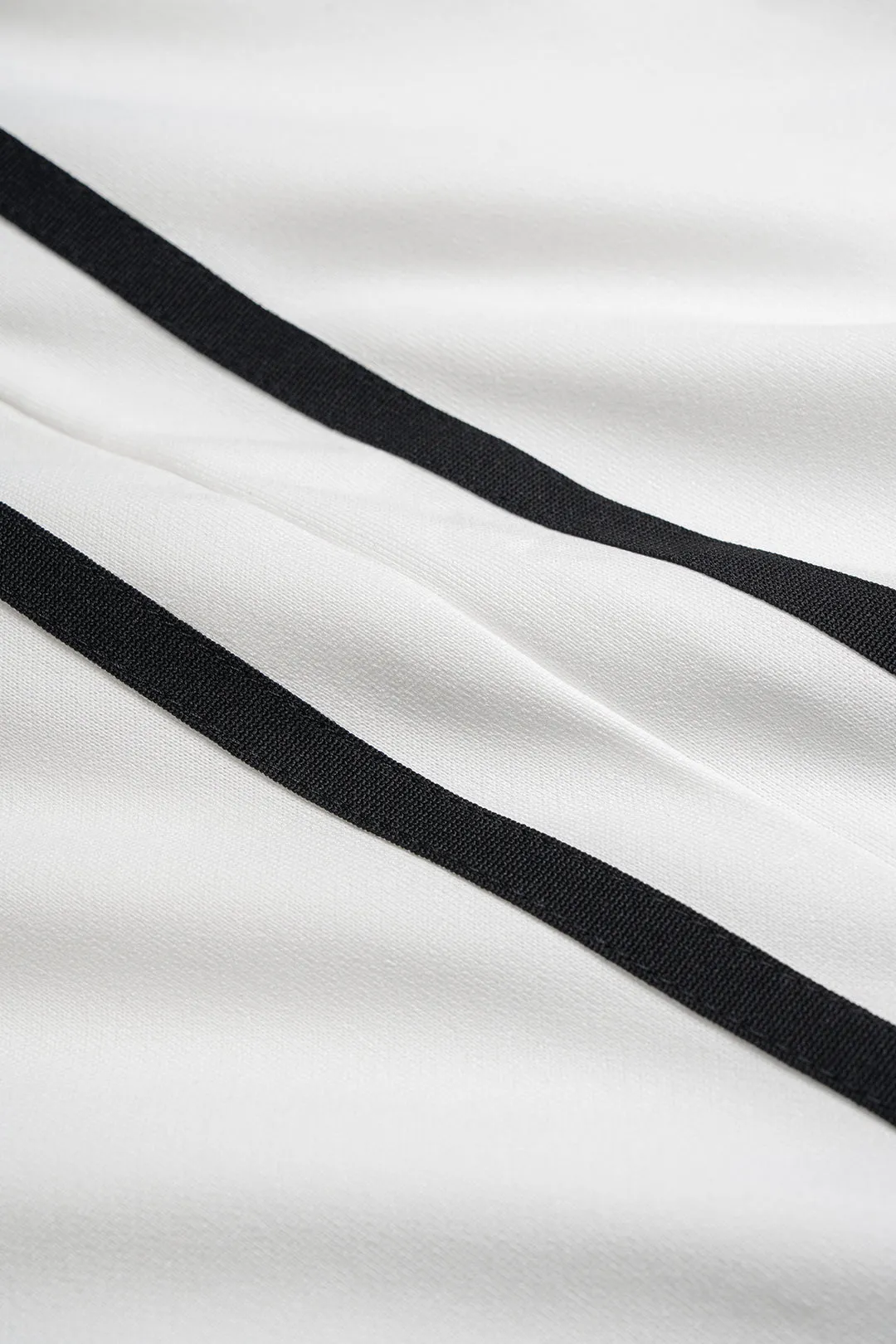 Contrast Binding Pocket High Waist Wide Leg Pants sold by Micas product image thumbnail 4