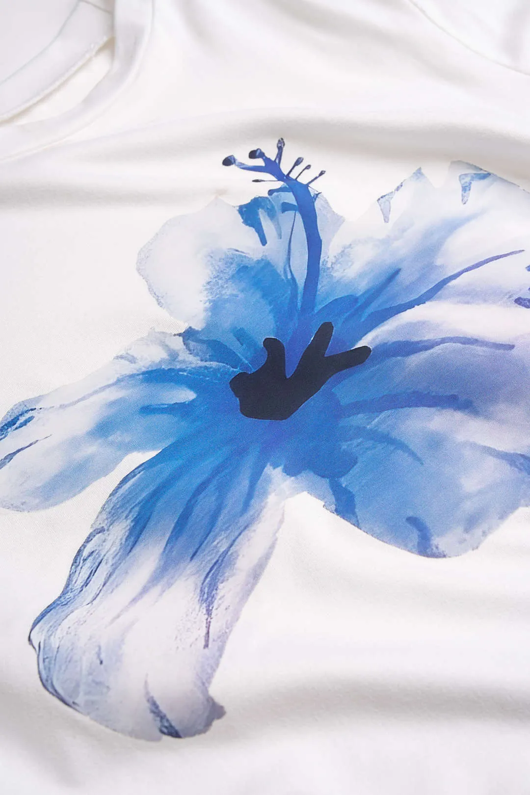 Floral Print Round Neck Short Sleeve T-Shirt sold by Micas product image thumbnail 3