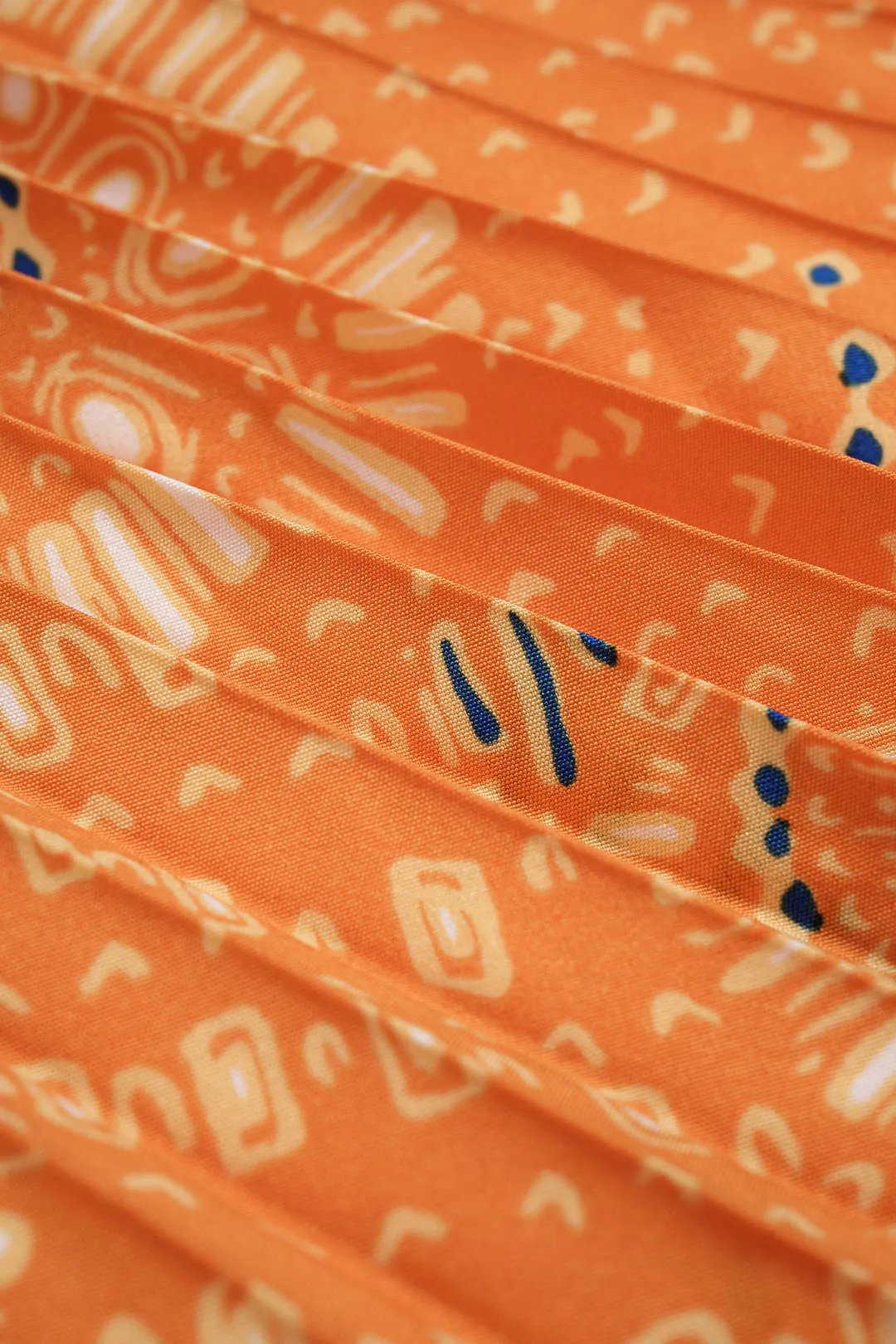 Retro Print Pleated High Waist Skirt sold by Micas product image thumbnail 4