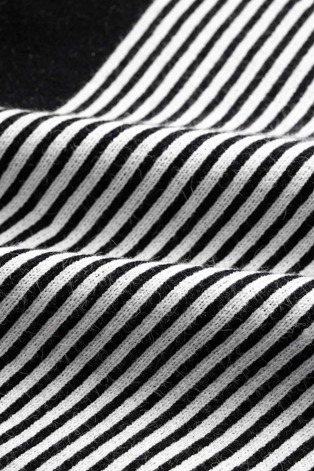 Knit Contrast A-Line Skirt sold by Micas product image thumbnail 4