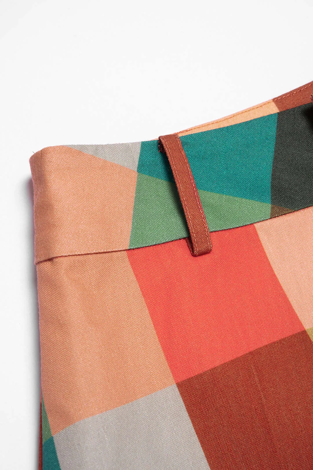 Geometric Plaid Print Wide Leg Shorts sold by Micas product image thumbnail 3