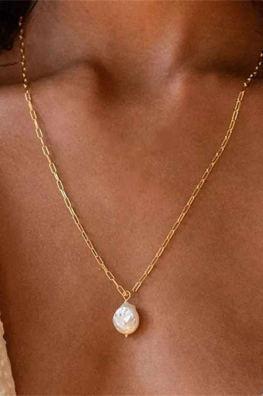 Allloy Pearl Irregular Necklace made by Micas