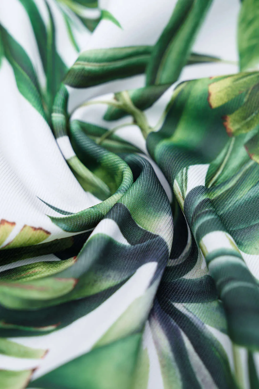 Plus Size Leaves Print Bikini Set sold by Micas product image thumbnail 3
